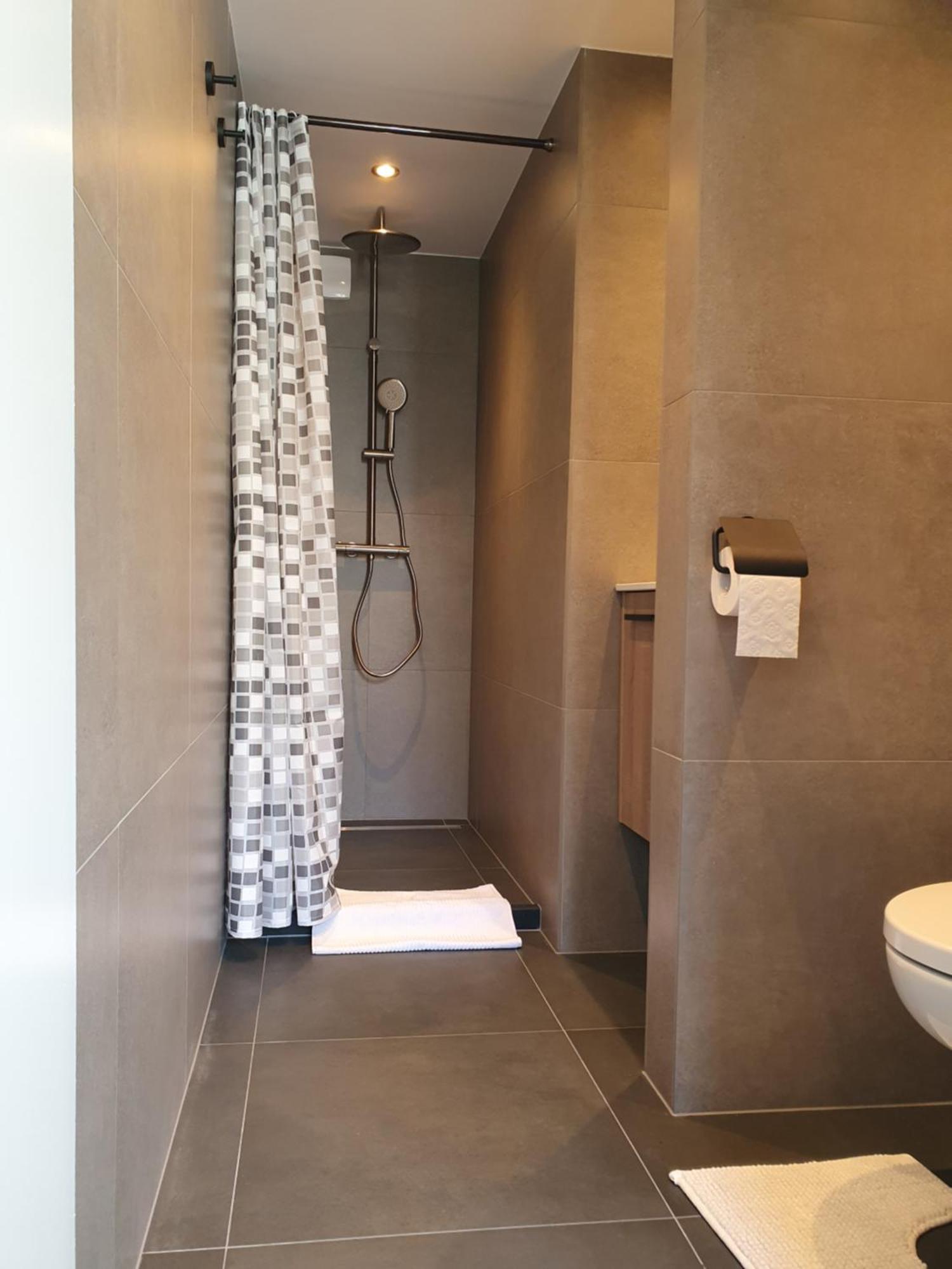 Studio Watertoren Met Tuin En Gratis Parkeren Гус Экстерьер фото